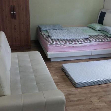 Guesthouse 710 In Haeundae Busan Ngoại thất bức ảnh